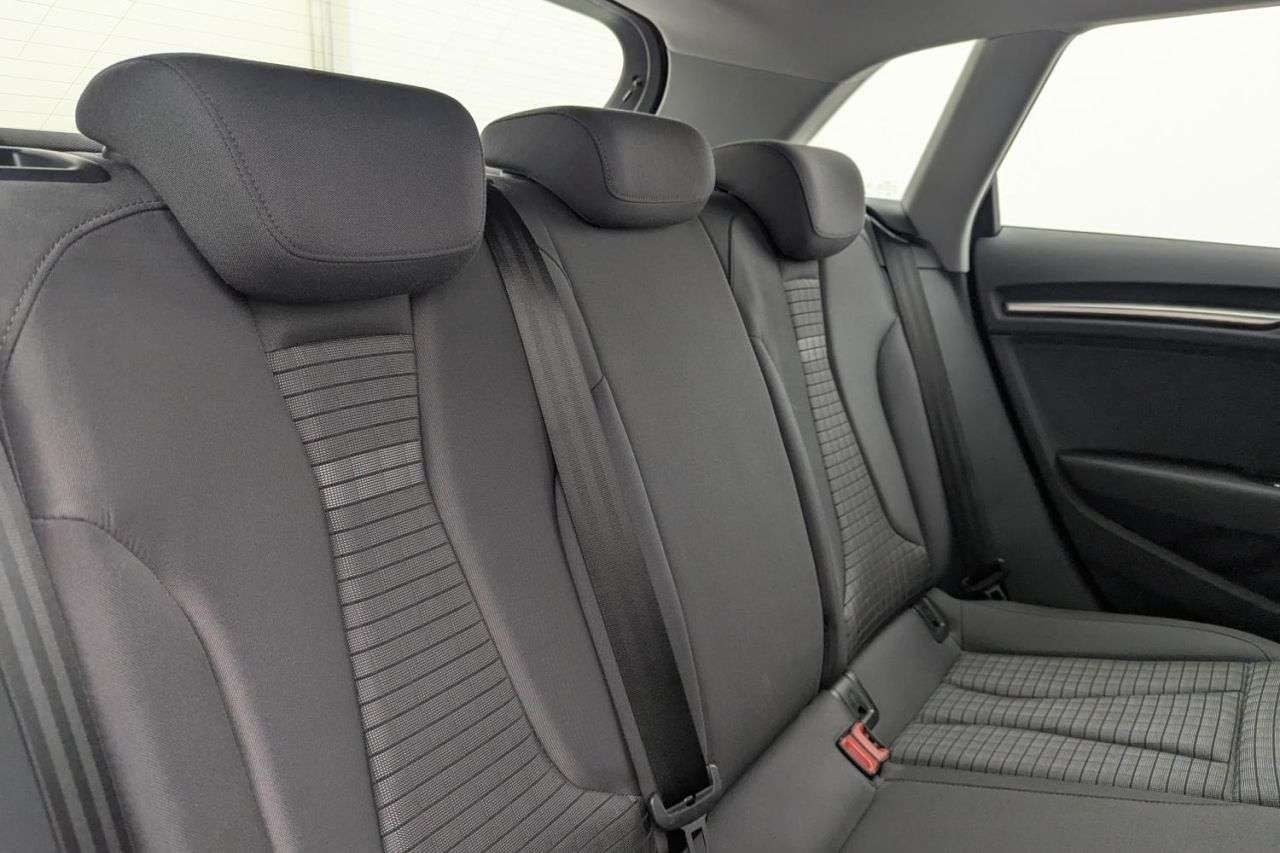 2018 AUDI A3 2018 AUDI A3