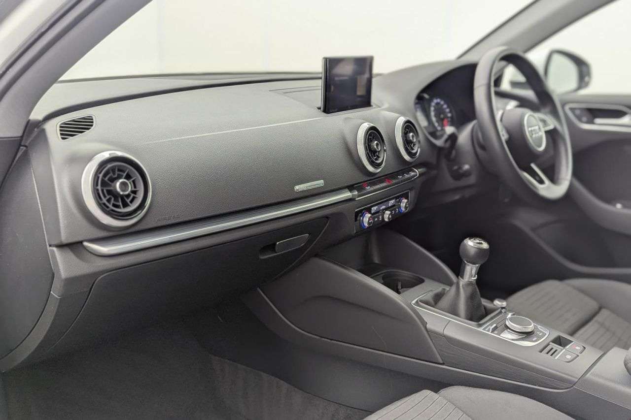 2018 AUDI A3 2018 AUDI A3