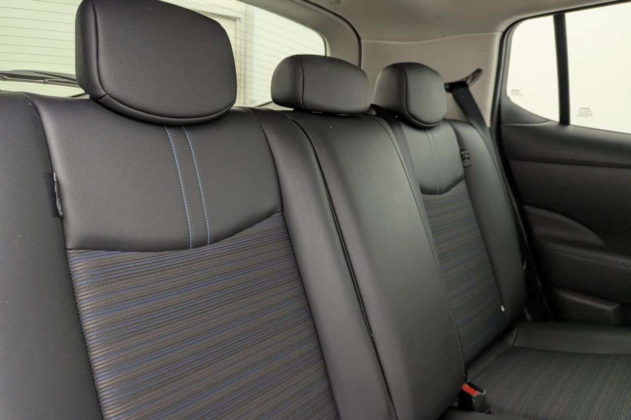 2022 NISSAN LEAF 2022 NISSAN LEAF