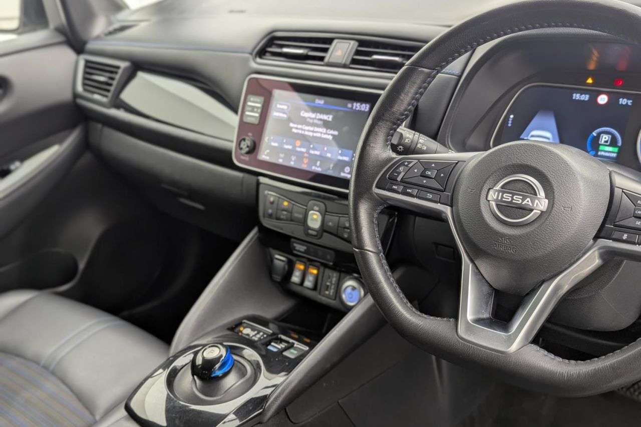 2022 NISSAN LEAF 2022 NISSAN LEAF