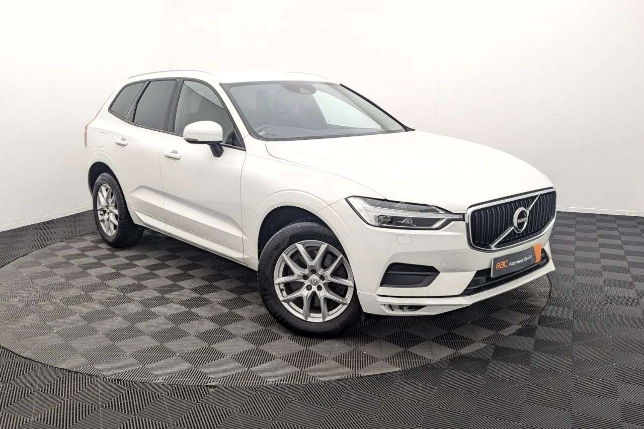 A 2017 VOLVO XC60 2.0 D4 Momentum Pro SUV 5dr Diesel Auto AWD Euro 6 (s/s) (190 ps) Award Win A 2017 VOLVO XC60 2.0 D4 Momentum Pro SUV 5dr Diesel Auto AWD Euro 6 (s/s) (190 ps) Award Win