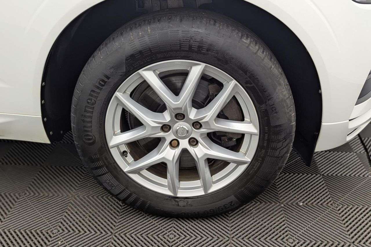 2017 VOLVO XC60 2017 VOLVO XC60