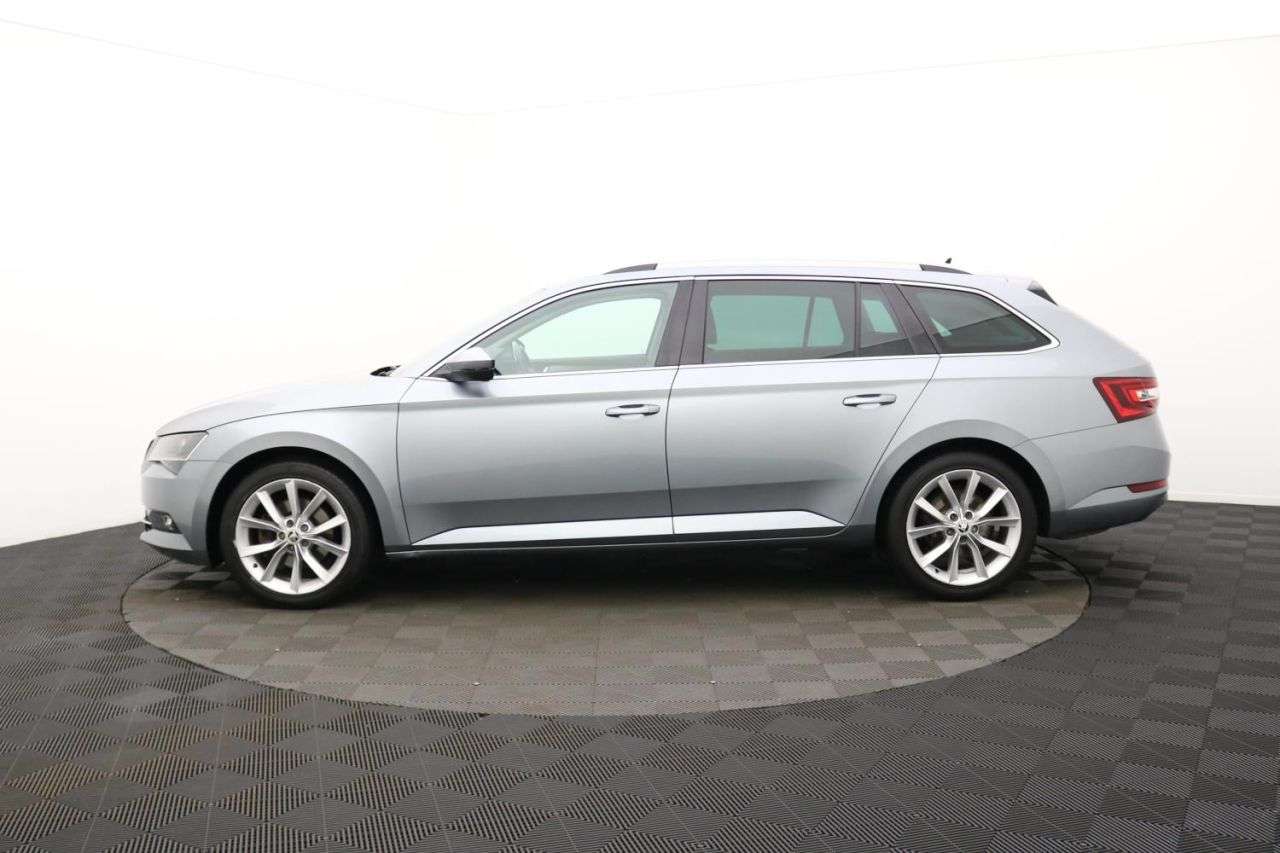 2016 SKODA SUPERB 2016 SKODA SUPERB