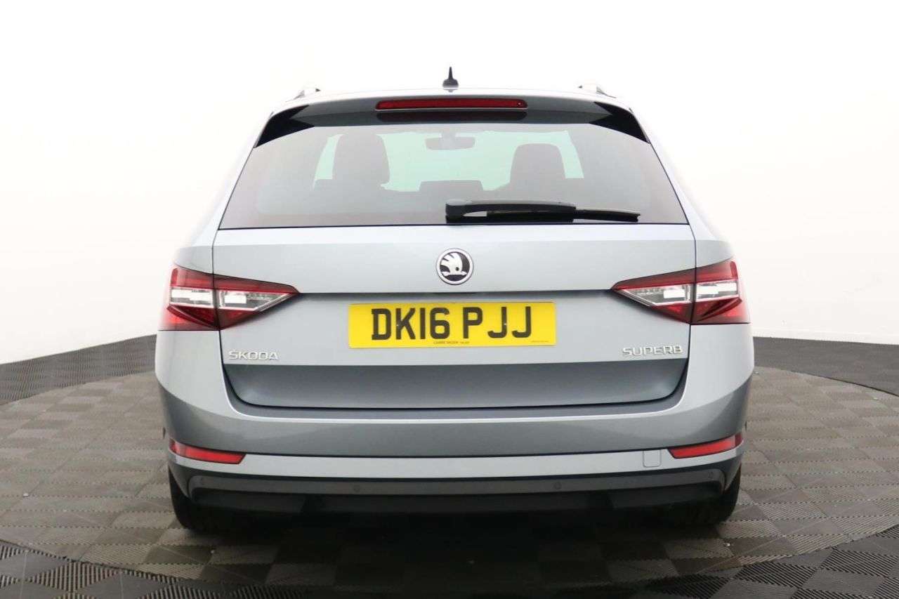 2016 SKODA SUPERB 2016 SKODA SUPERB
