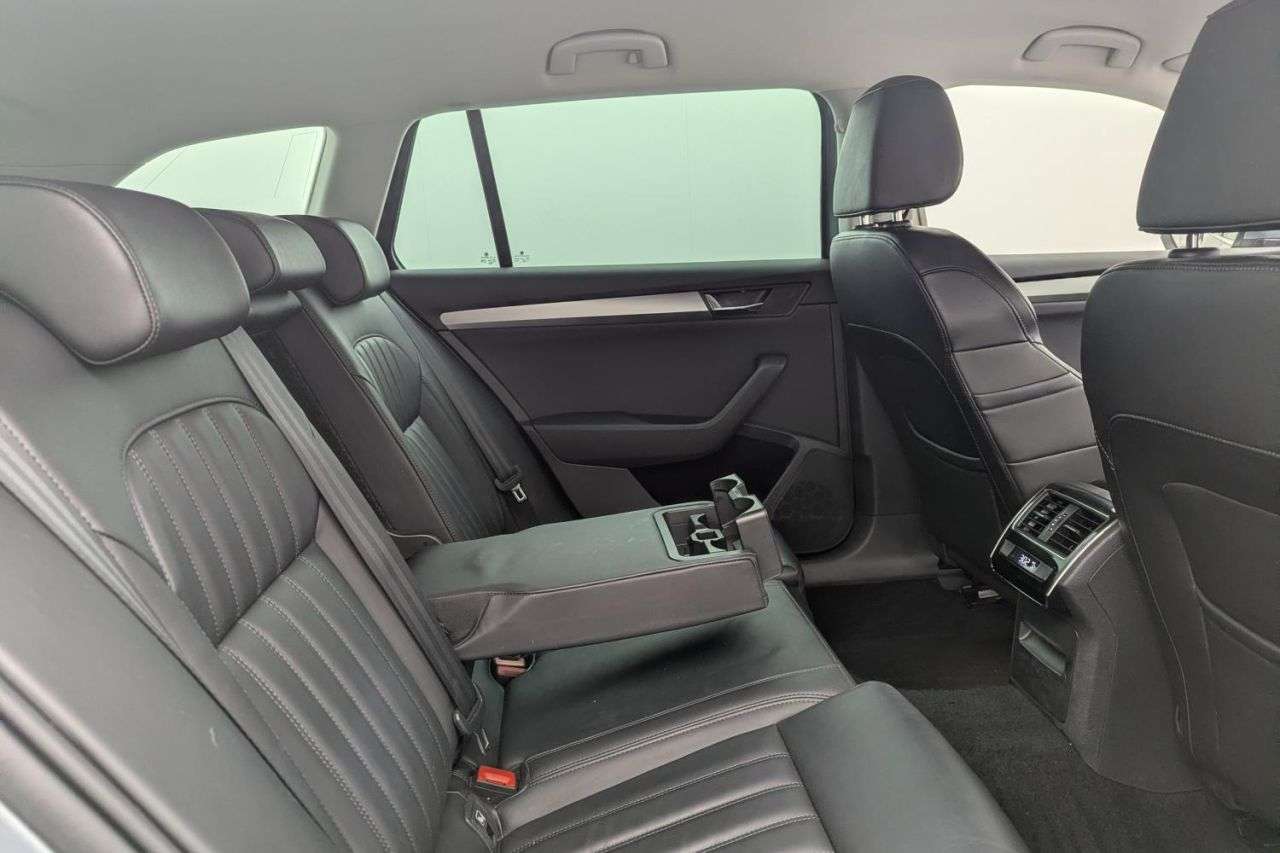 2016 SKODA SUPERB 2016 SKODA SUPERB