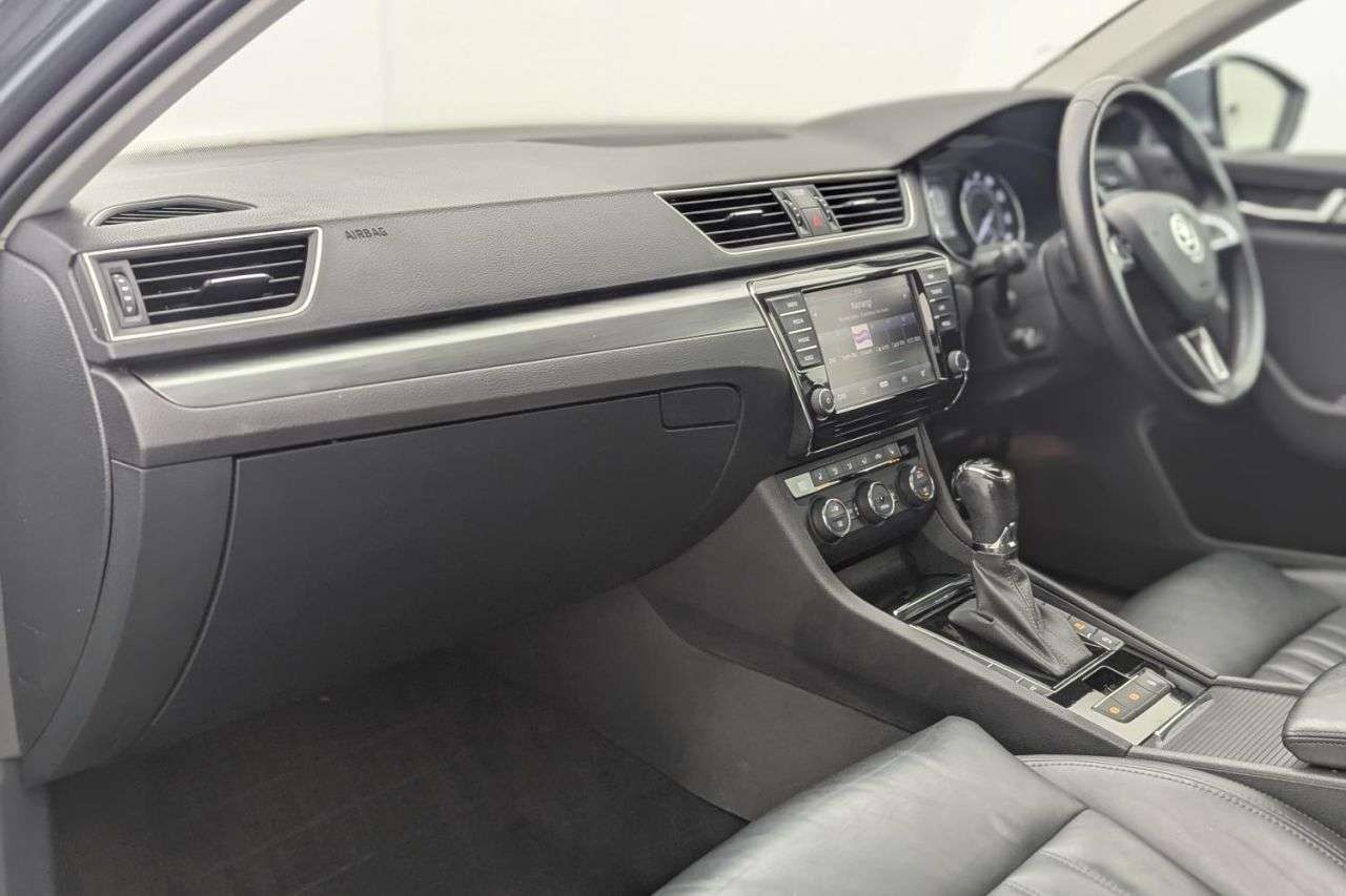 2016 SKODA SUPERB 2016 SKODA SUPERB