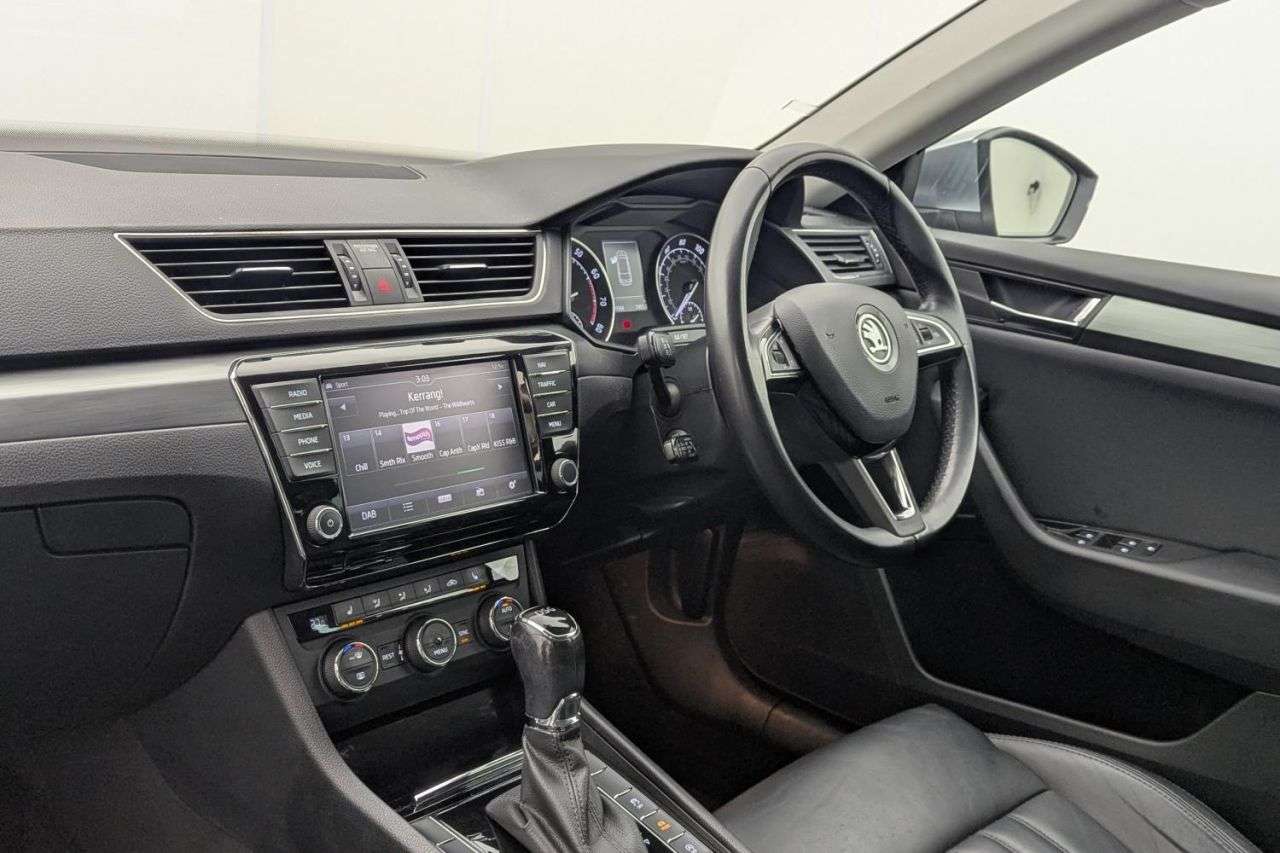 2016 SKODA SUPERB 2016 SKODA SUPERB