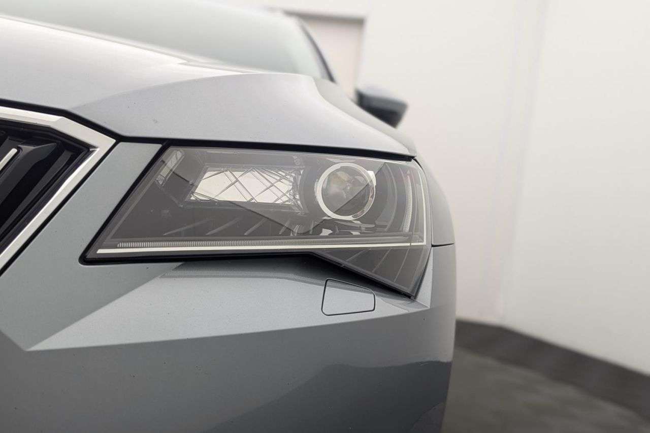 2016 SKODA SUPERB 2016 SKODA SUPERB
