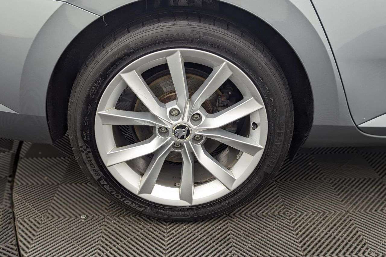 2016 SKODA SUPERB 2016 SKODA SUPERB