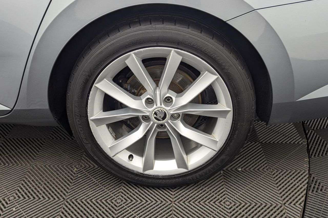 2016 SKODA SUPERB 2016 SKODA SUPERB