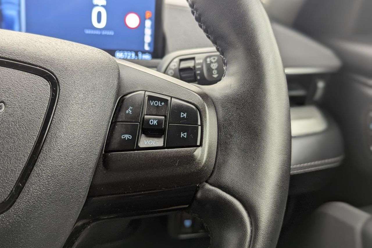 2022 FORD MUSTANG MACH-E 2022 FORD MUSTANG MACH-E