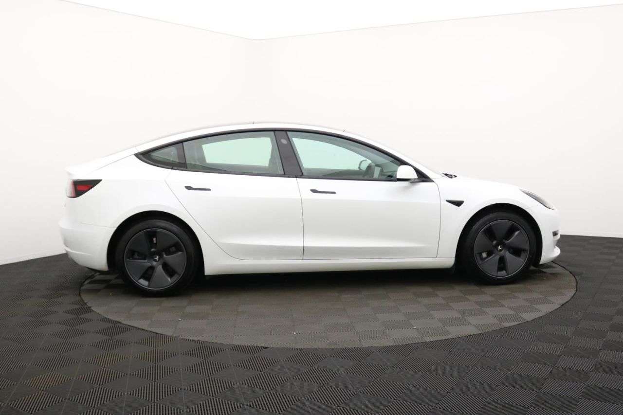 A 2022 TESLA MODEL 3 Saloon 4dr Electric Auto RWD (241 bhp) Award Winning 5 Star Dealership A 2022 TESLA MODEL 3 Saloon 4dr Electric Auto RWD (241 bhp) Award Winning 5 Star Dealership