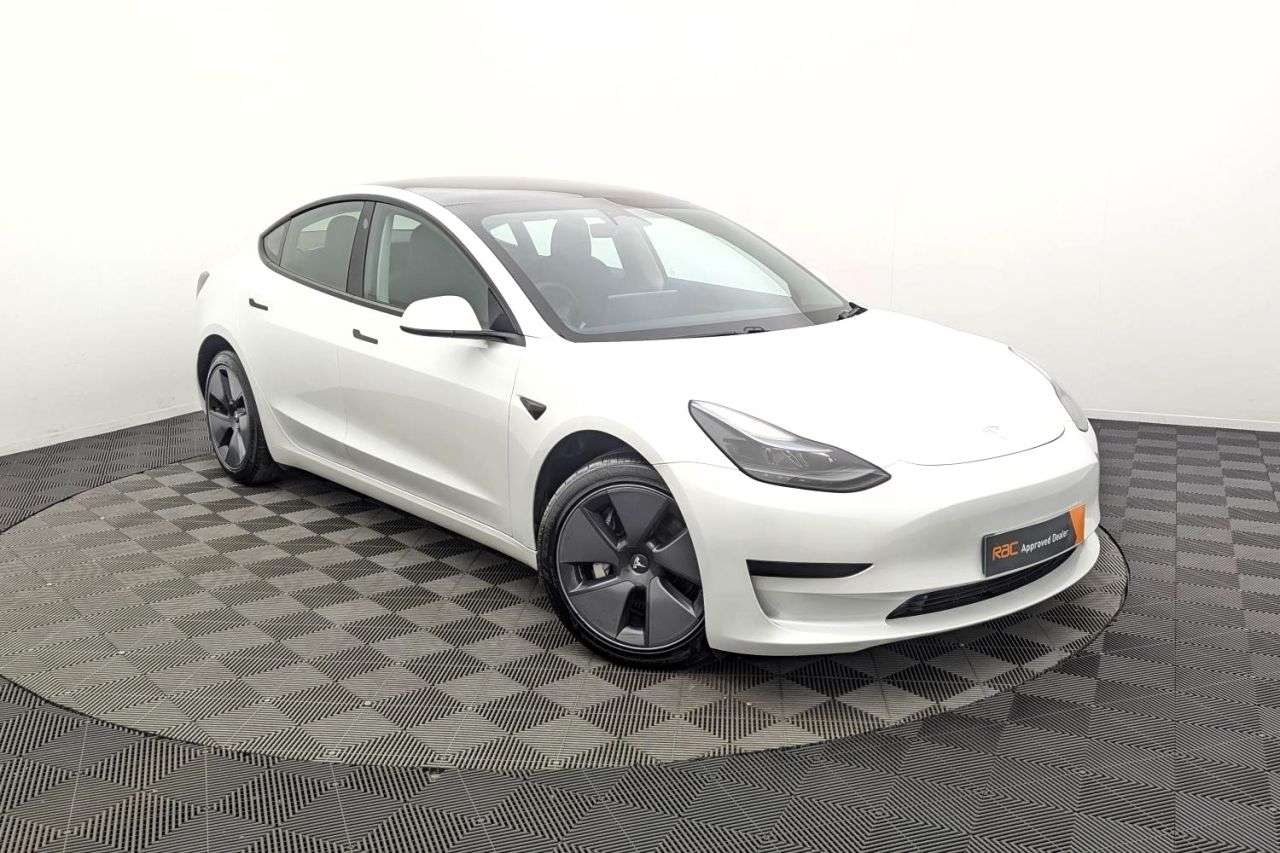 A 2022 TESLA MODEL 3 Saloon 4dr Electric Auto RWD (241 bhp) Award Winning 5 Star Dealership A 2022 TESLA MODEL 3 Saloon 4dr Electric Auto RWD (241 bhp) Award Winning 5 Star Dealership