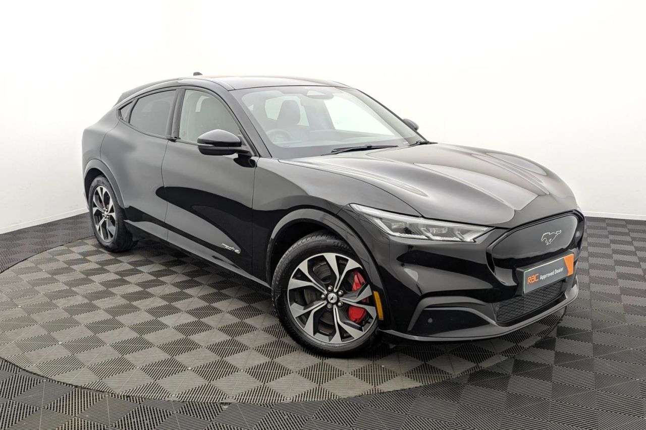 A 2021 FORD MUSTANG MACH-E Standard Range 70kWh SUV 5dr Electric Automatic AWD (269 ps) Award Winning A 2021 FORD MUSTANG MACH-E Standard Range 70kWh SUV 5dr Electric Automatic AWD (269 ps) Award Winning