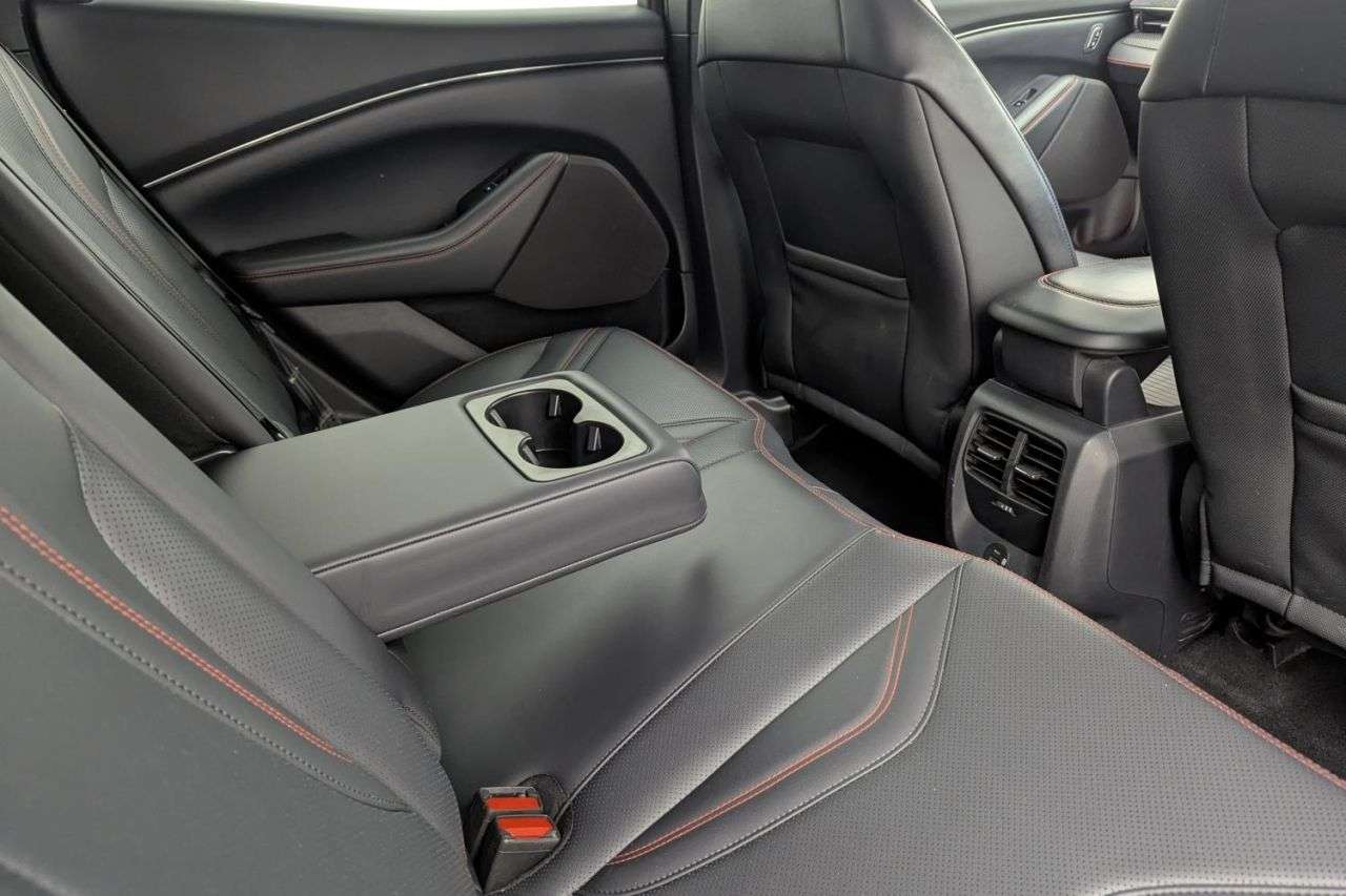 2021 FORD MUSTANG MACH-E 2021 FORD MUSTANG MACH-E