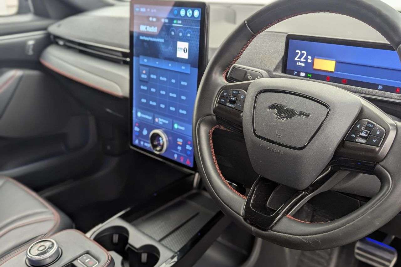 2021 FORD MUSTANG MACH-E 2021 FORD MUSTANG MACH-E