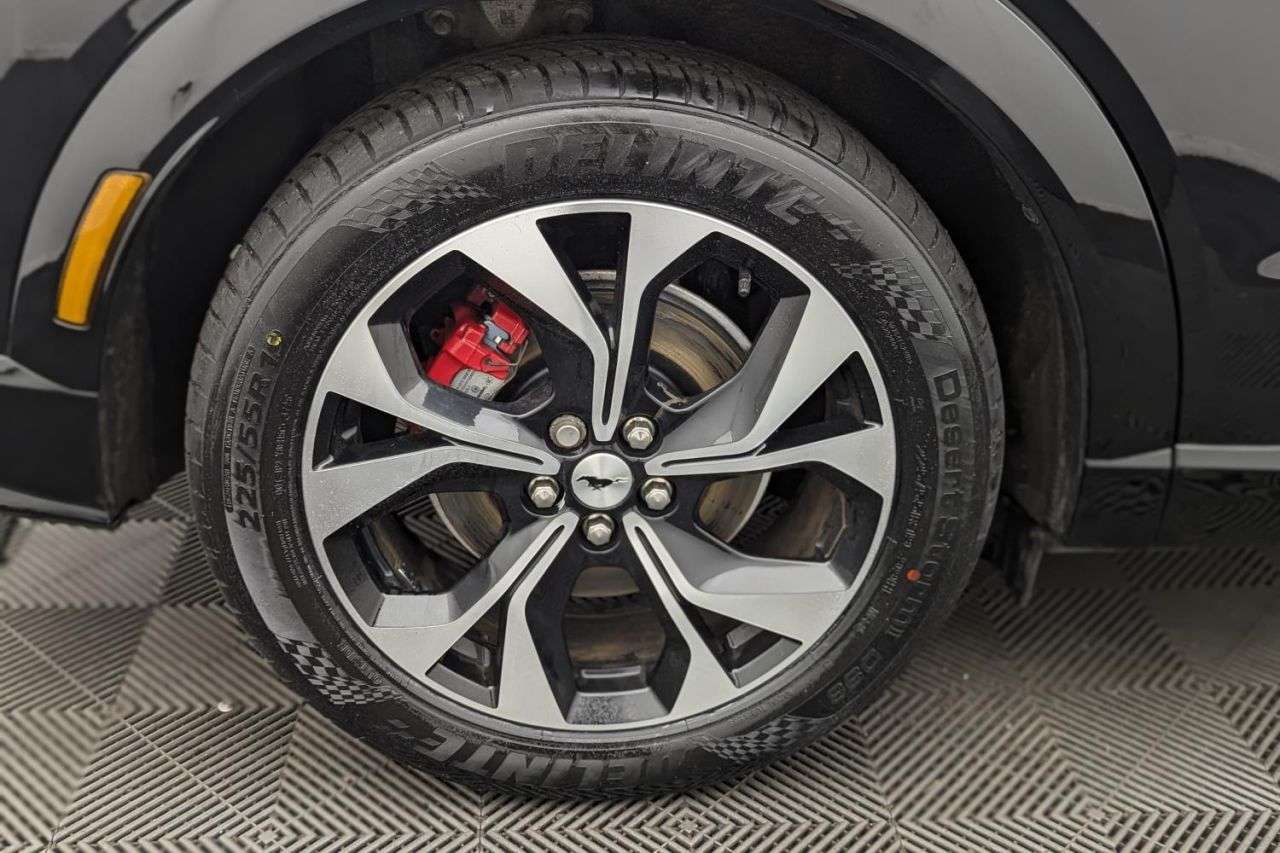 2021 FORD MUSTANG MACH-E 2021 FORD MUSTANG MACH-E