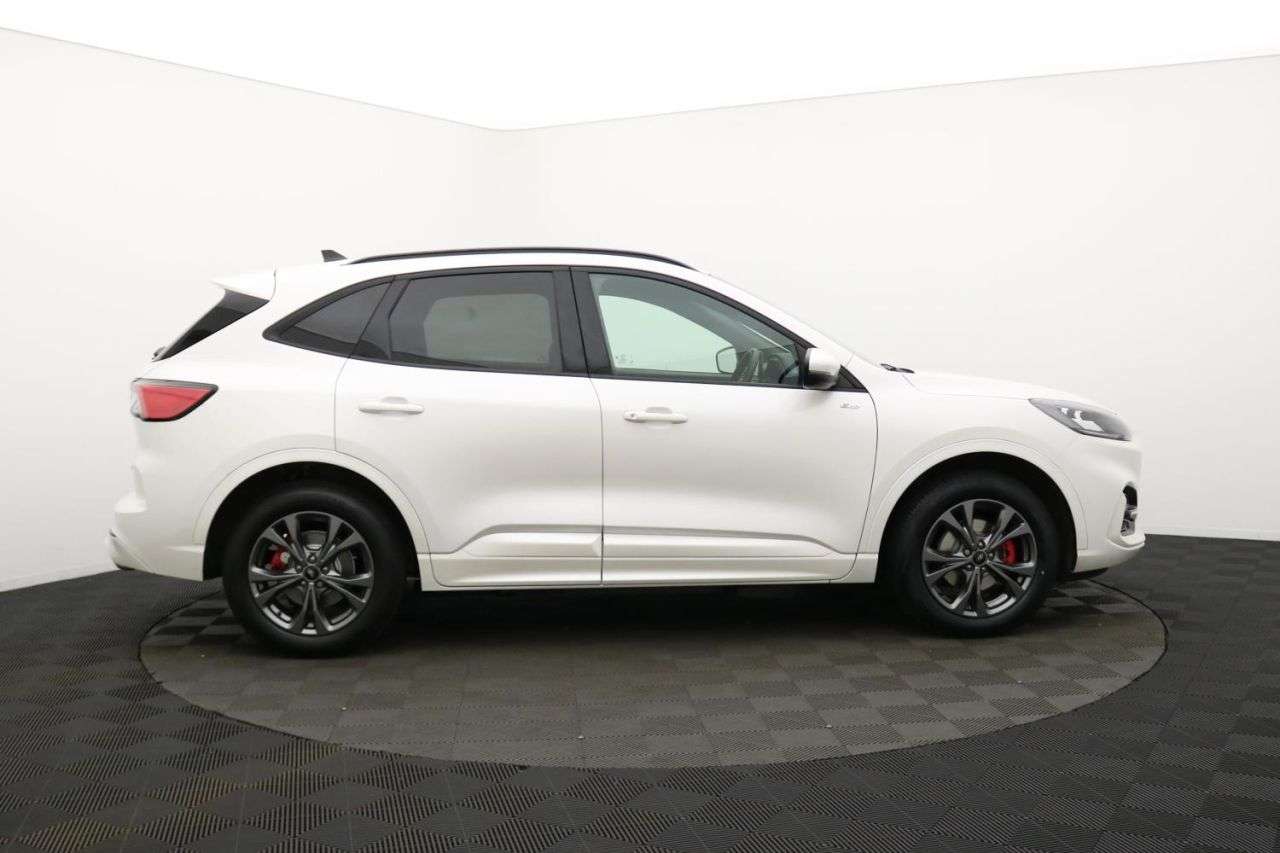 A 2022 FORD KUGA 2.5 EcoBoost Duratec 14.4kWh ST-Line SUV 5dr Petrol Plug-in Hybrid CVT Euro A 2022 FORD KUGA 2.5 EcoBoost Duratec 14.4kWh ST-Line SUV 5dr Petrol Plug-in Hybrid CVT Euro
