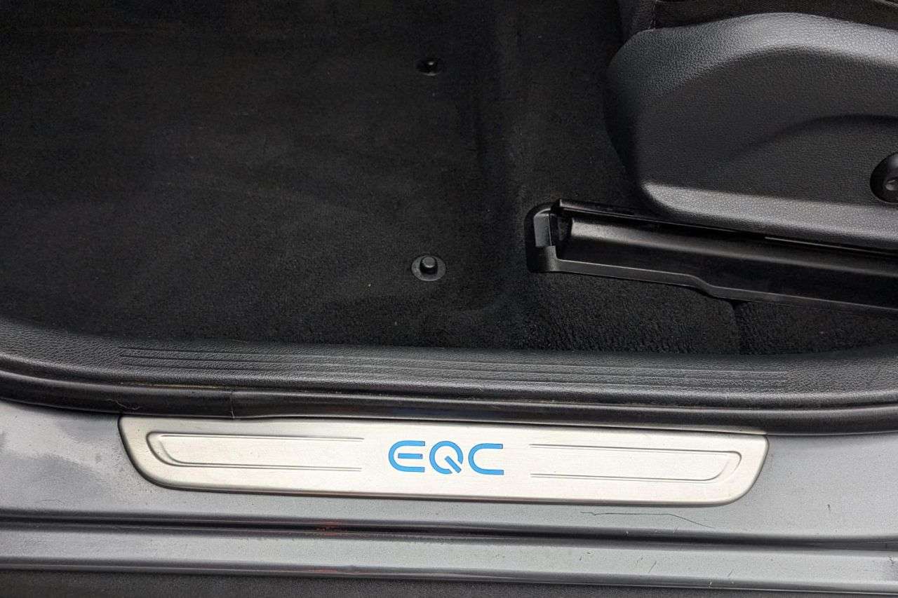 2021 MERCEDES-BENZ EQC 2021 MERCEDES-BENZ EQC