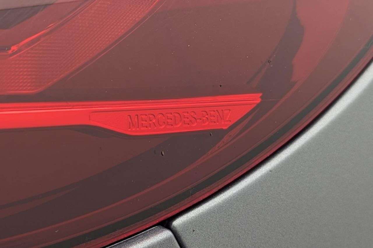 2021 MERCEDES-BENZ EQC 2021 MERCEDES-BENZ EQC