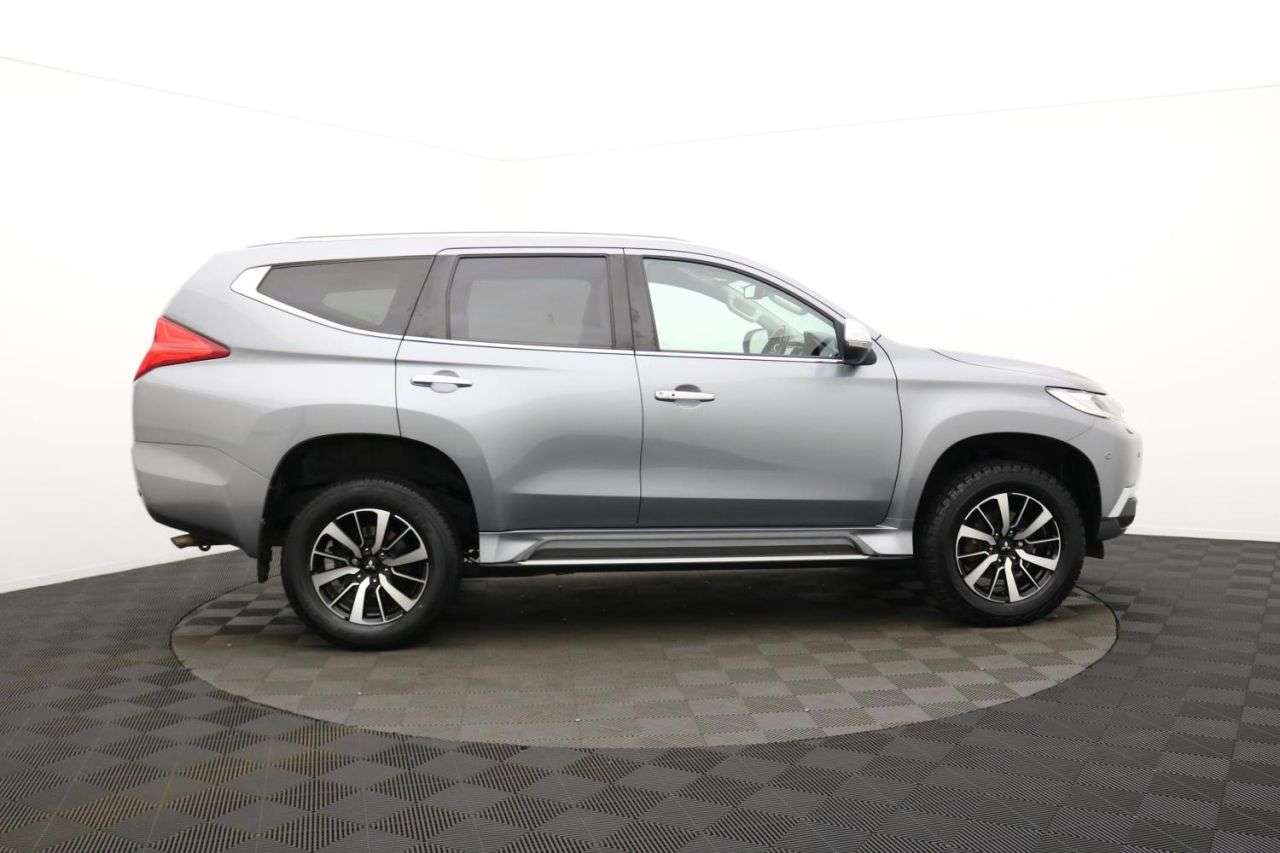 A 2020 MITSUBISHI SHOGUN SPORT 2.4D 4 SUV 5dr Diesel Auto 4WD Euro 6 (181 ps) Award Winning 5 Star Dealers A 2020 MITSUBISHI SHOGUN SPORT 2.4D 4 SUV 5dr Diesel Auto 4WD Euro 6 (181 ps) Award Winning 5 Star Dealers