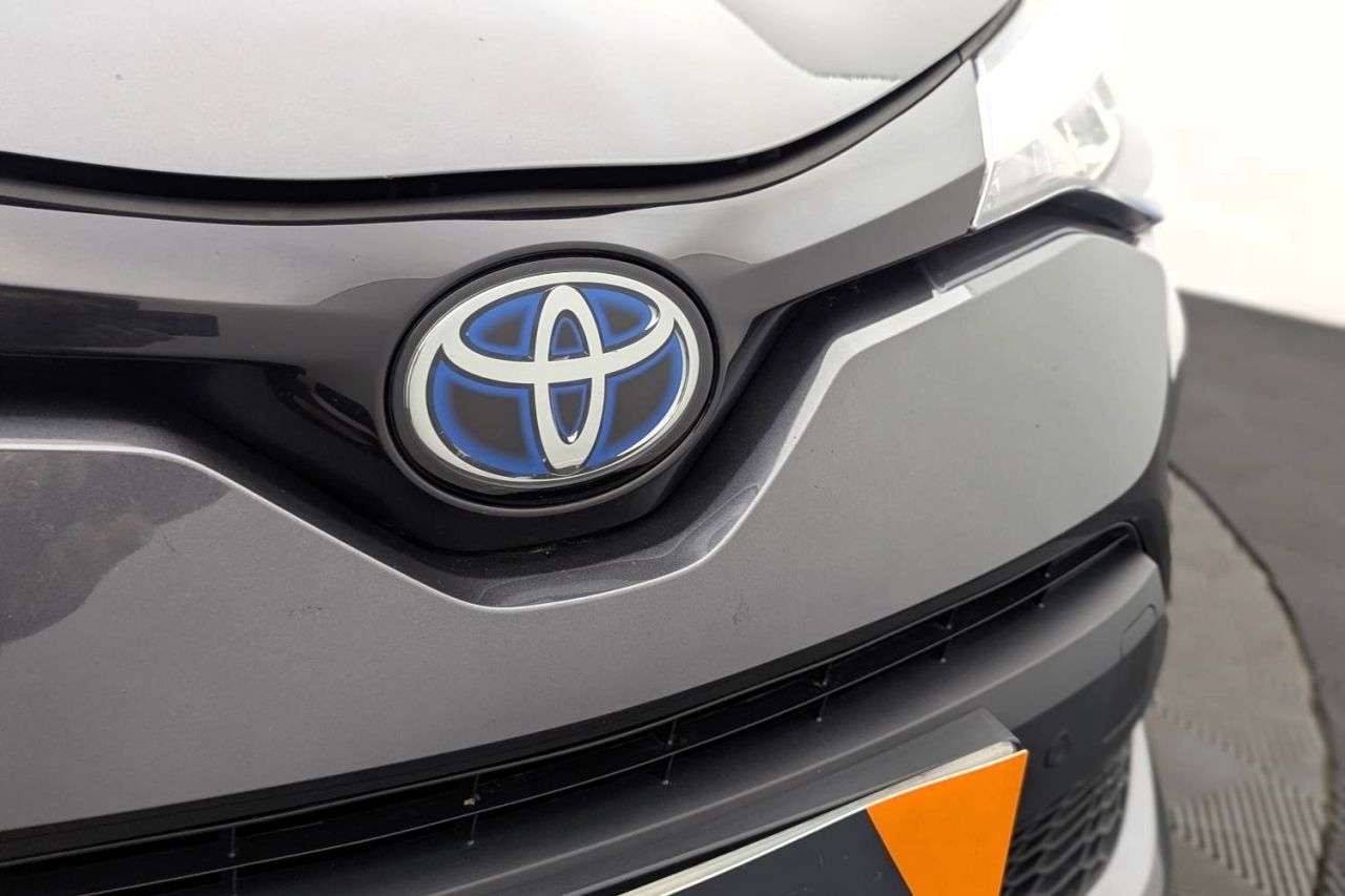 2022 TOYOTA C-HR 2022 TOYOTA C-HR
