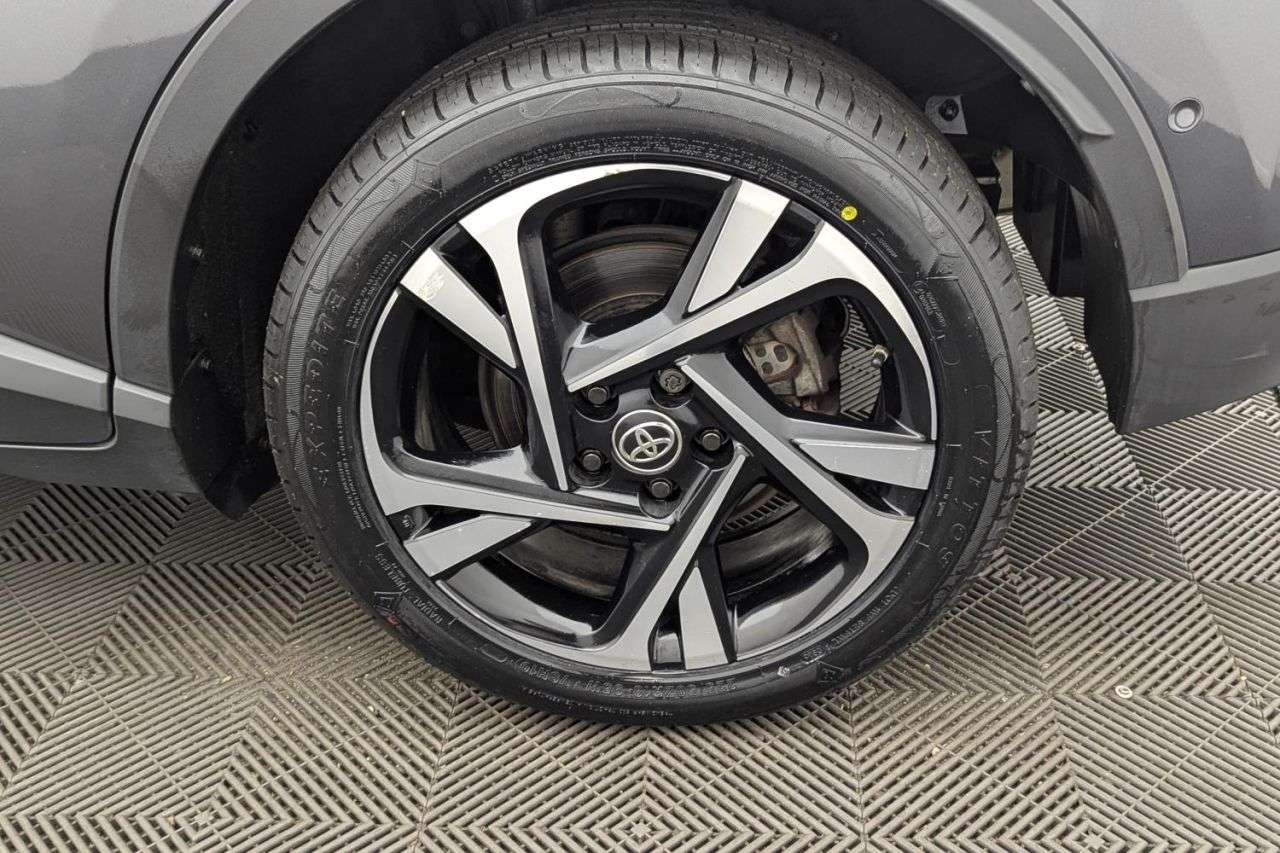 2022 TOYOTA C-HR 2022 TOYOTA C-HR