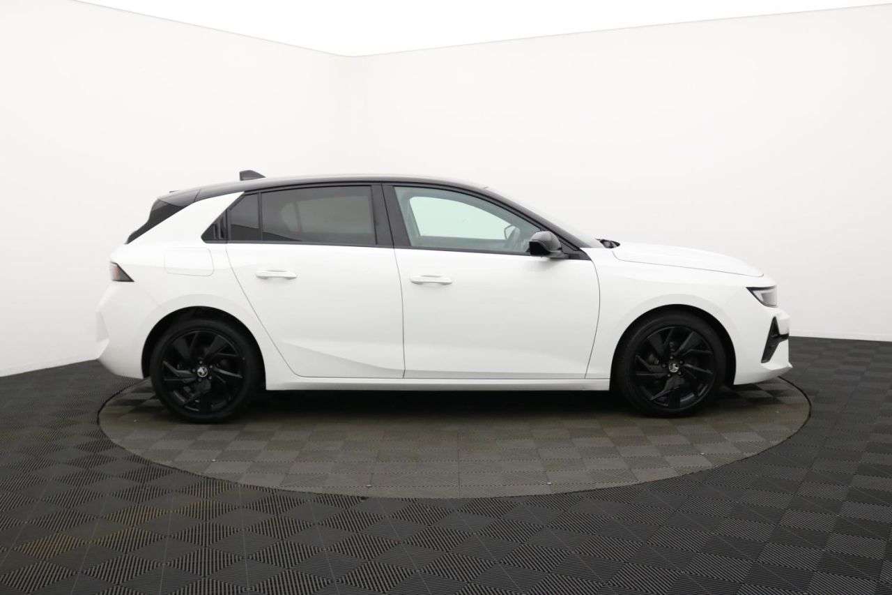 A 2022 VAUXHALL ASTRA 1.2 Turbo GS Line Hatchback 5dr Petrol Manual Euro 6 (s/s) (130 ps) Award W A 2022 VAUXHALL ASTRA 1.2 Turbo GS Line Hatchback 5dr Petrol Manual Euro 6 (s/s) (130 ps) Award W