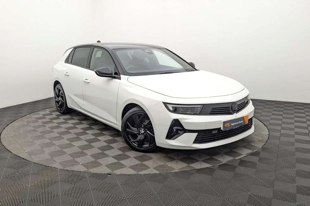 A 2022 VAUXHALL ASTRA 1.2 Turbo GS Line Hatchback 5dr Petrol Manual Euro 6 (s/s) (130 ps) Award W A 2022 VAUXHALL ASTRA 1.2 Turbo GS Line Hatchback 5dr Petrol Manual Euro 6 (s/s) (130 ps) Award W