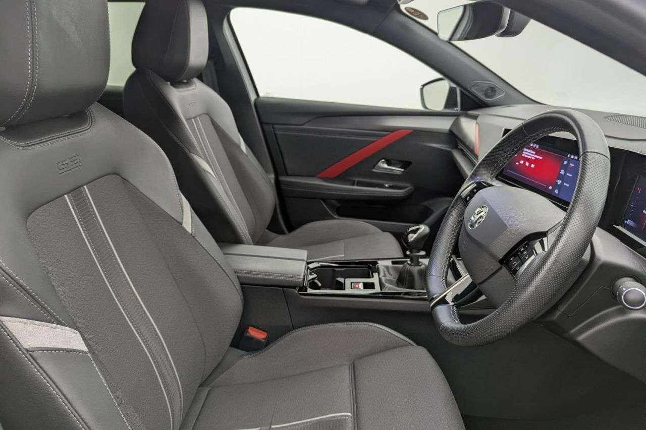A 2022 VAUXHALL ASTRA 1.2 Turbo GS Line Hatchback 5dr Petrol Manual Euro 6 (s/s) (130 ps) Award W A 2022 VAUXHALL ASTRA 1.2 Turbo GS Line Hatchback 5dr Petrol Manual Euro 6 (s/s) (130 ps) Award W