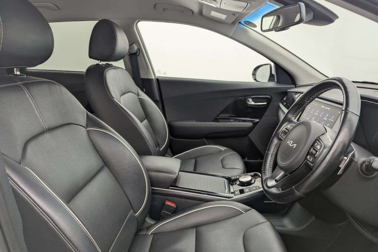 A 2022 KIA NIRO 64kWh 3 SUV 5dr Electric Auto (201 bhp) Award Winning 5 Star Dealership A 2022 KIA NIRO 64kWh 3 SUV 5dr Electric Auto (201 bhp) Award Winning 5 Star Dealership