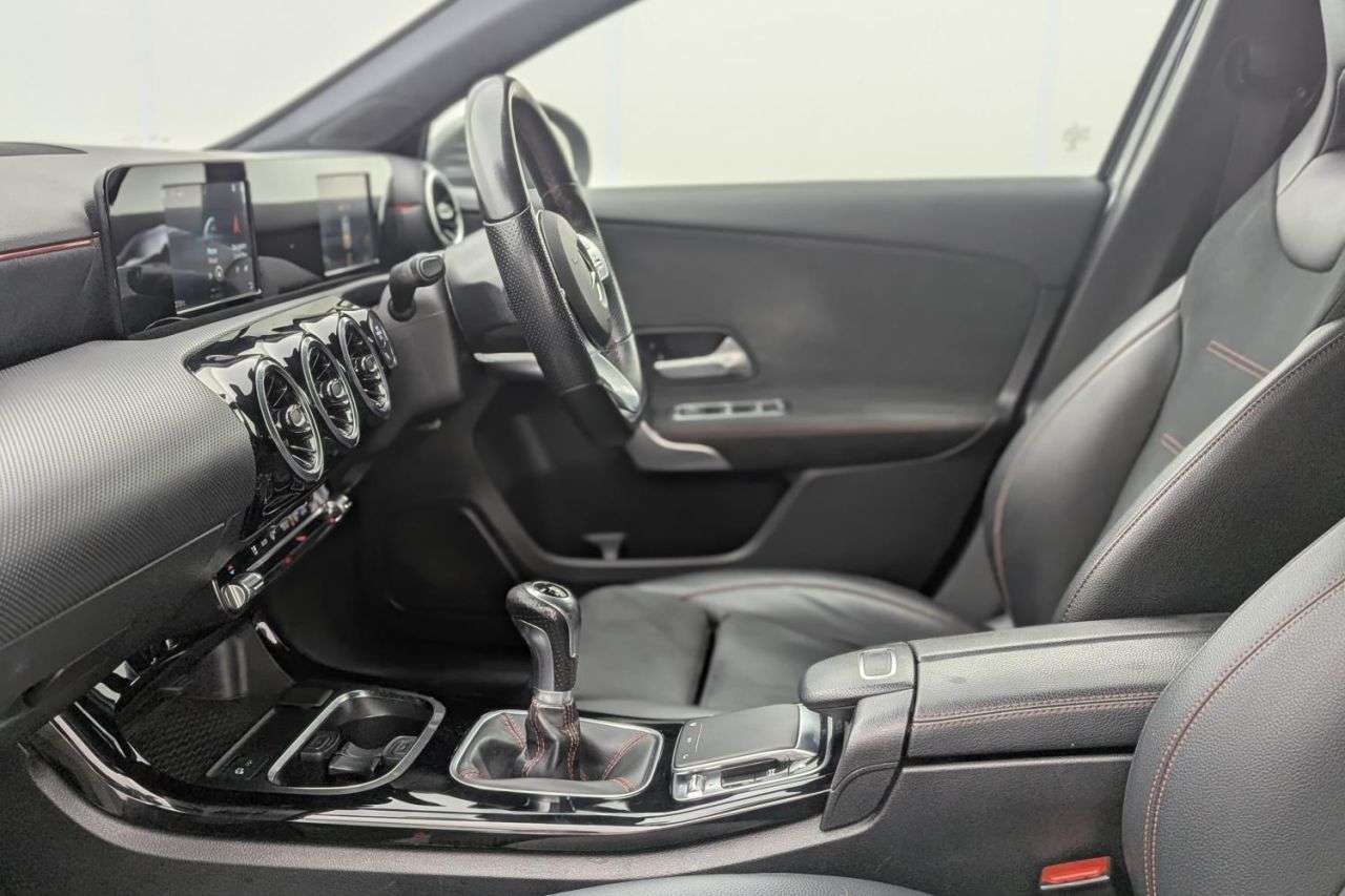 2019 MERCEDES-BENZ A-CLASS 2019 MERCEDES-BENZ A-CLASS
