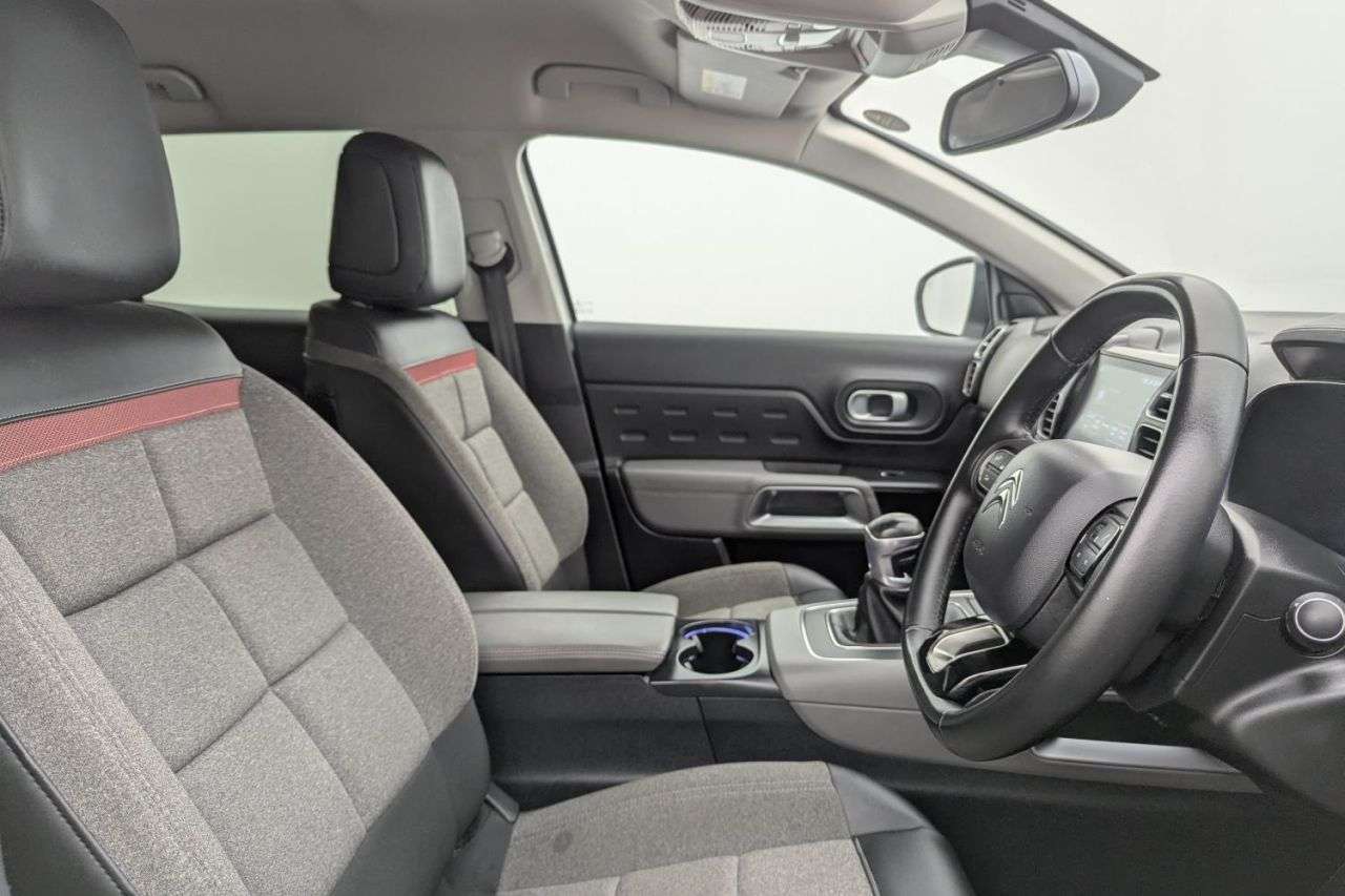 A 2020 CITROEN C5 AIRCROSS 1.5 BlueHDi Flair SUV 5dr Diesel Manual Euro 6 (s/s) (130 ps) Award Winning A 2020 CITROEN C5 AIRCROSS 1.5 BlueHDi Flair SUV 5dr Diesel Manual Euro 6 (s/s) (130 ps) Award Winning