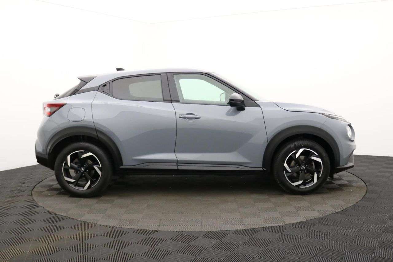 A 2023 NISSAN JUKE 1.0 DIG-T N-Connecta SUV 5dr Petrol Manual Euro 6 (s/s) (114 ps) Award Winn A 2023 NISSAN JUKE 1.0 DIG-T N-Connecta SUV 5dr Petrol Manual Euro 6 (s/s) (114 ps) Award Winn
