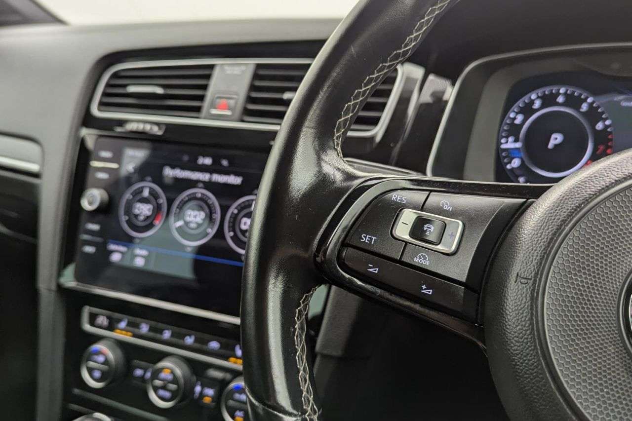2018 VOLKSWAGEN GOLF 2018 VOLKSWAGEN GOLF