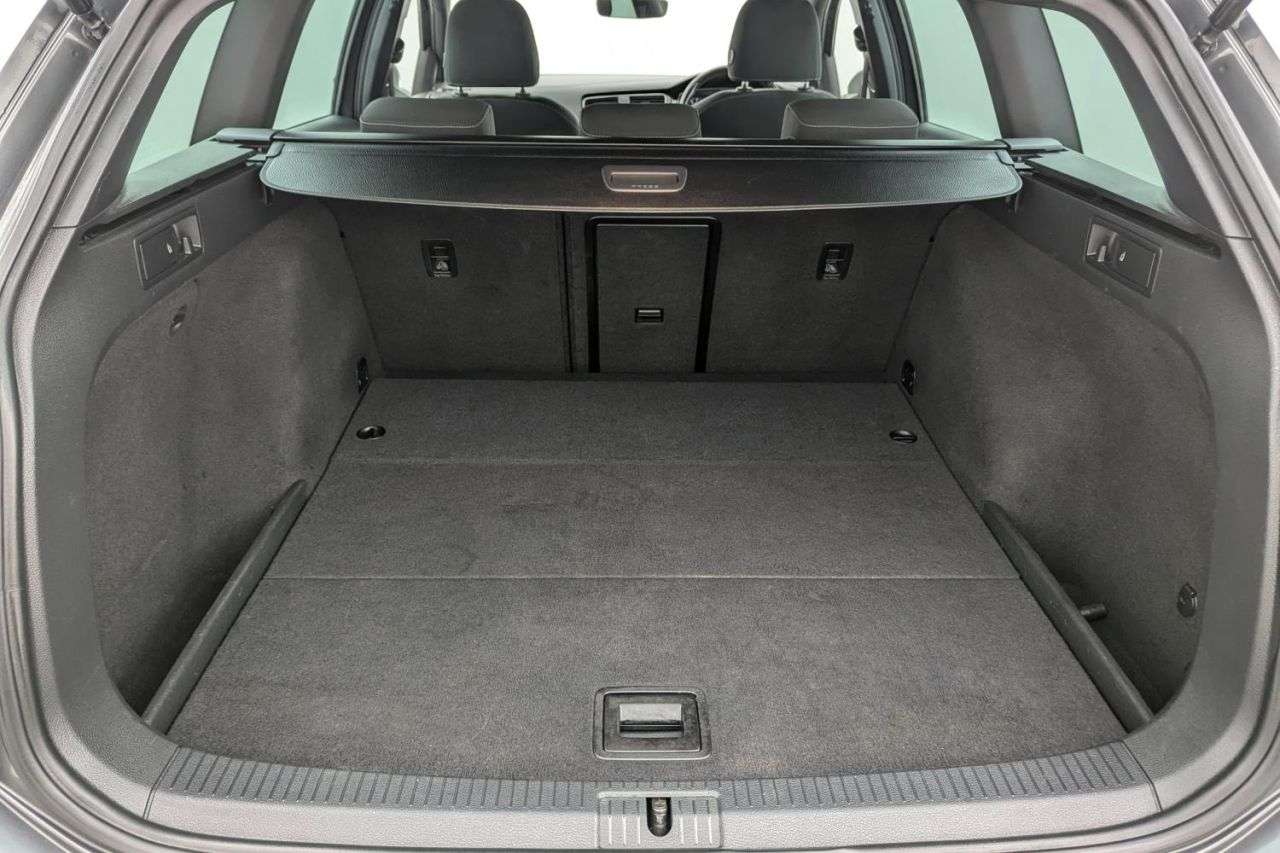 2018 VOLKSWAGEN GOLF 2018 VOLKSWAGEN GOLF