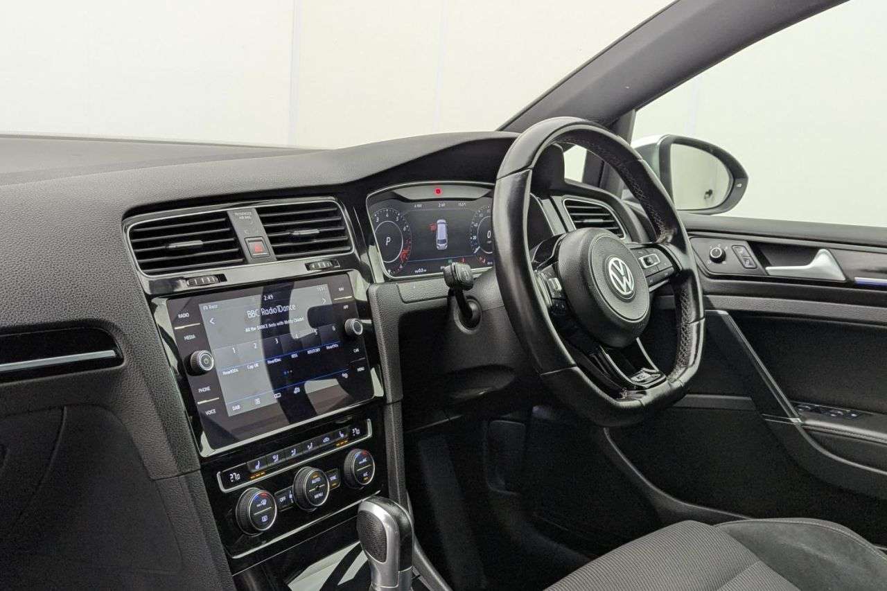 2018 VOLKSWAGEN GOLF 2018 VOLKSWAGEN GOLF