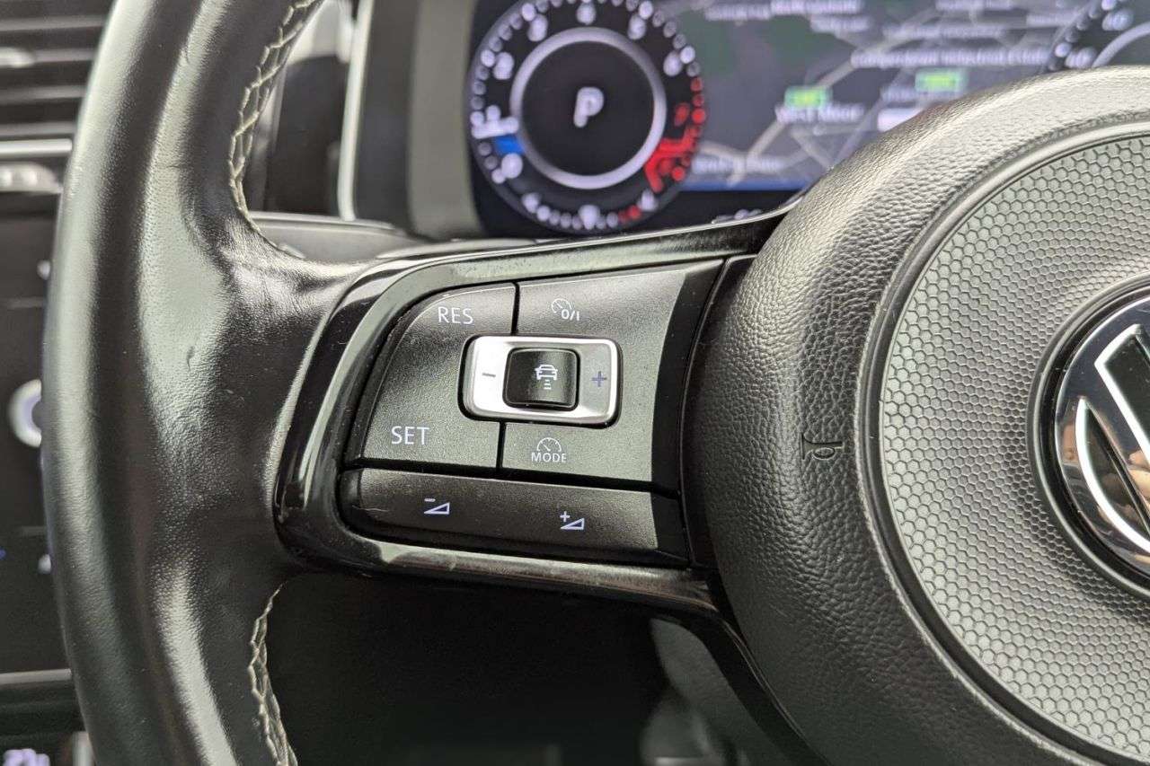 2018 VOLKSWAGEN GOLF 2018 VOLKSWAGEN GOLF