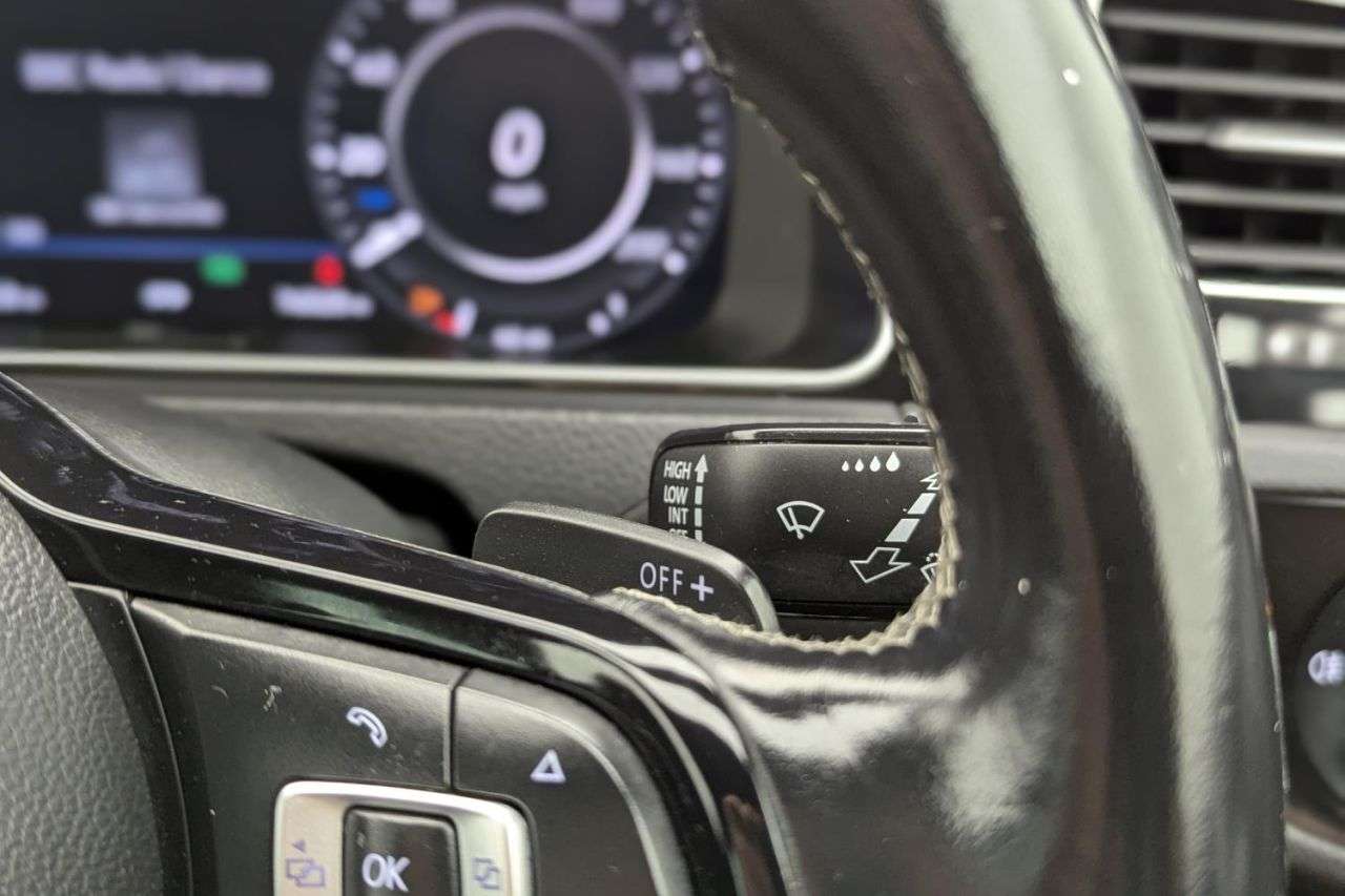 2018 VOLKSWAGEN GOLF 2018 VOLKSWAGEN GOLF