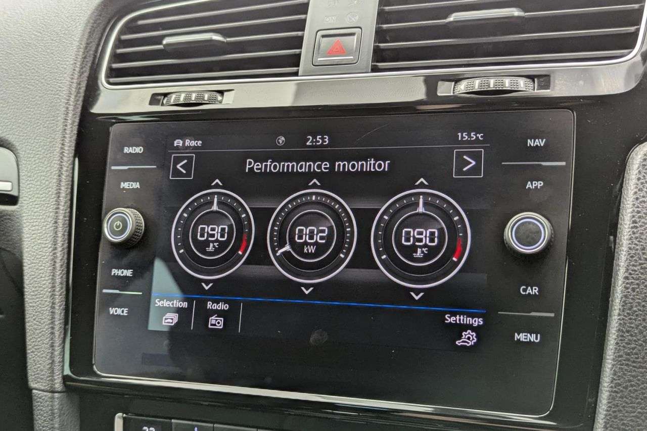 2018 VOLKSWAGEN GOLF 2018 VOLKSWAGEN GOLF