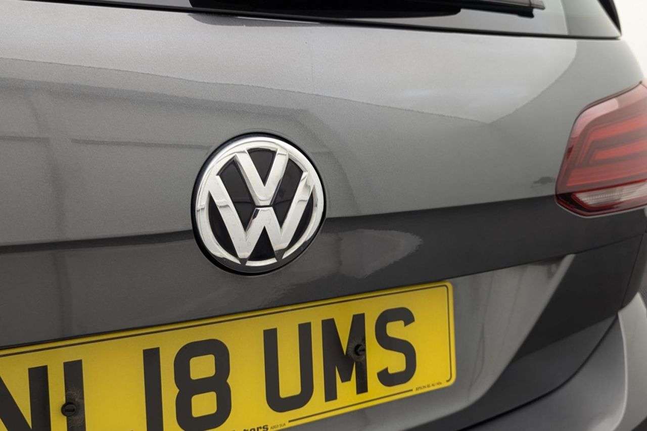 2018 VOLKSWAGEN GOLF 2018 VOLKSWAGEN GOLF