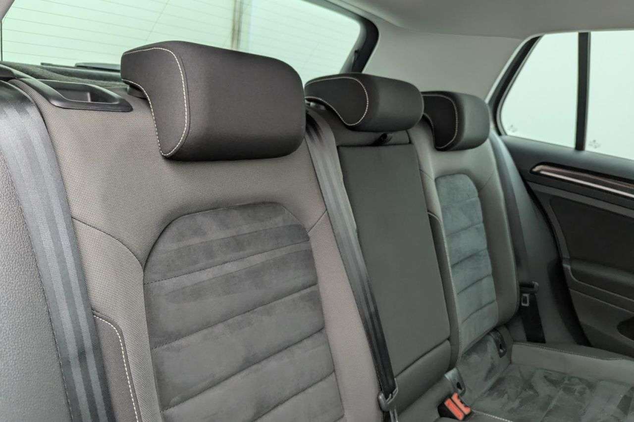 2016 VOLKSWAGEN GOLF 2016 VOLKSWAGEN GOLF