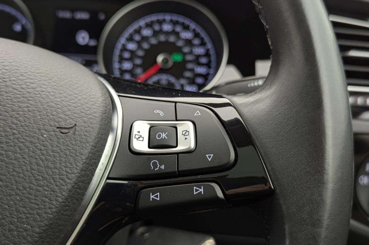 2016 VOLKSWAGEN GOLF 2016 VOLKSWAGEN GOLF