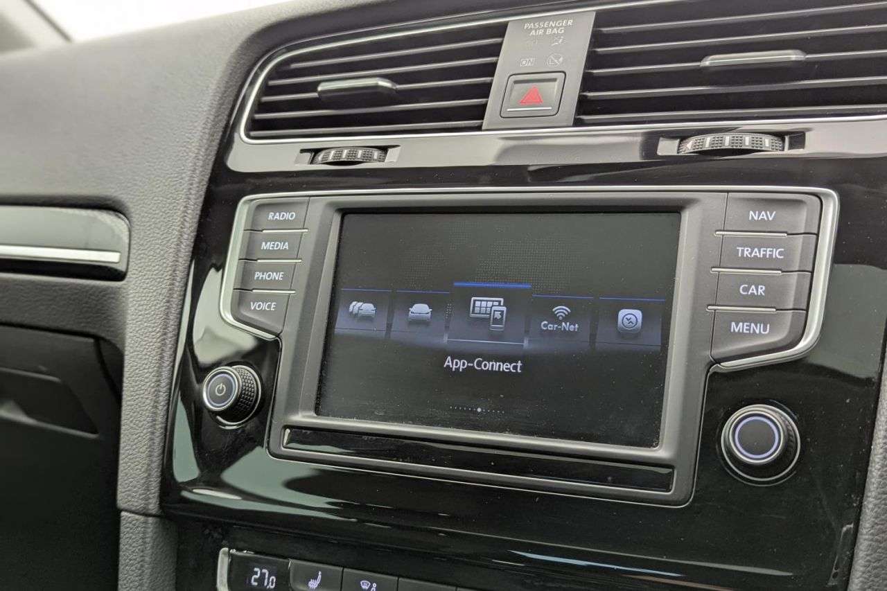2016 VOLKSWAGEN GOLF 2016 VOLKSWAGEN GOLF