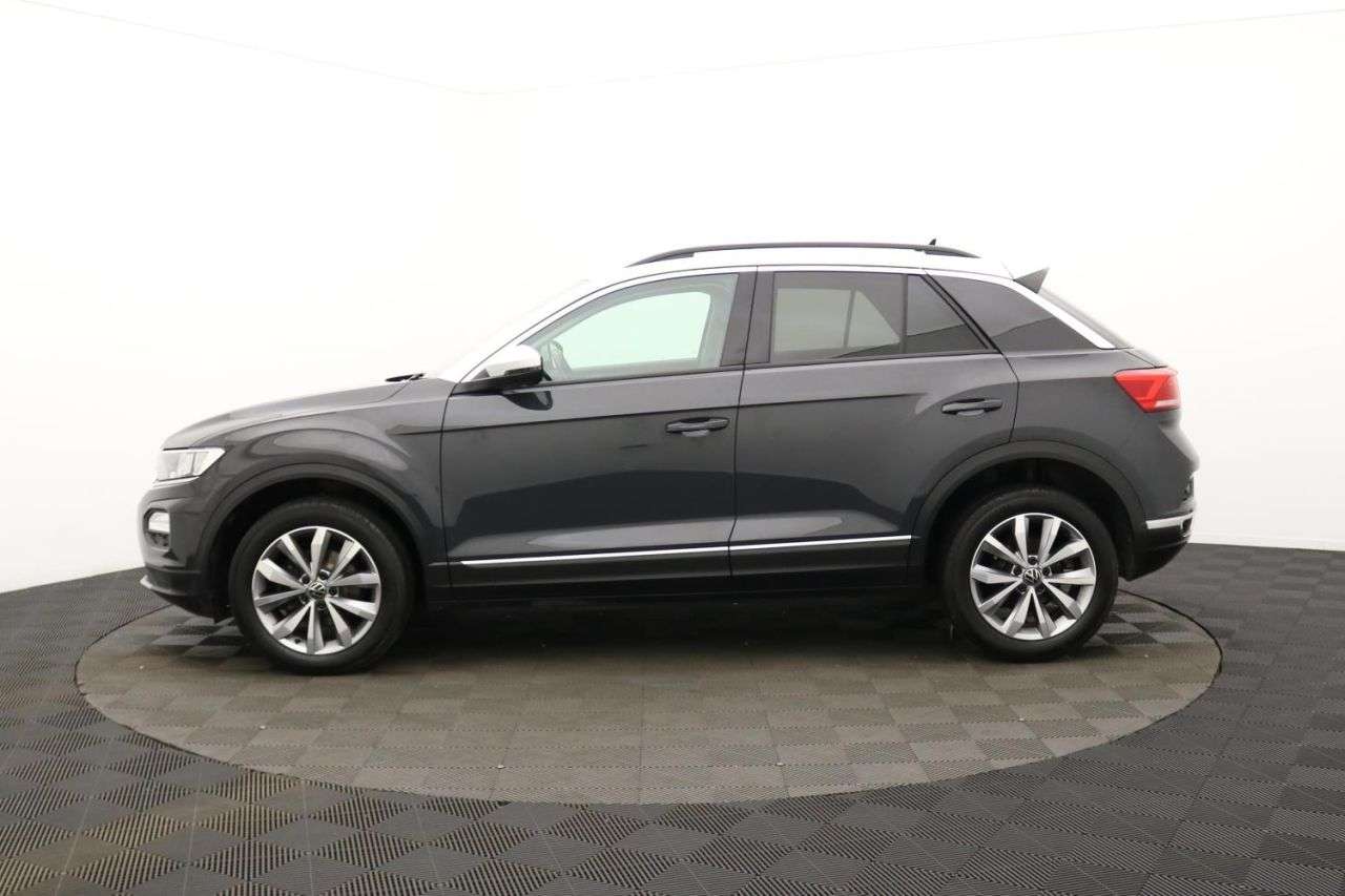 2021 VOLKSWAGEN T-ROC 2021 VOLKSWAGEN T-ROC