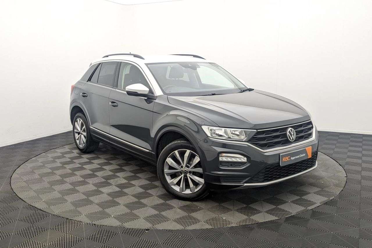 A 2021 VOLKSWAGEN T-ROC 1.0 TSI Design SUV 5dr Petrol Manual Euro 6 (s/s) (110 ps) Award Winning 5 A 2021 VOLKSWAGEN T-ROC 1.0 TSI Design SUV 5dr Petrol Manual Euro 6 (s/s) (110 ps) Award Winning 5