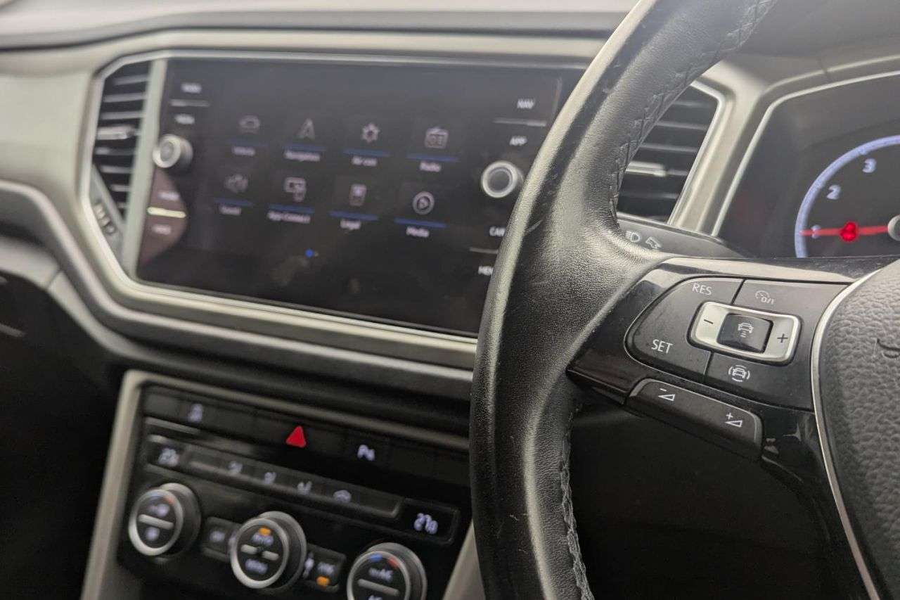 2021 VOLKSWAGEN T-ROC 2021 VOLKSWAGEN T-ROC