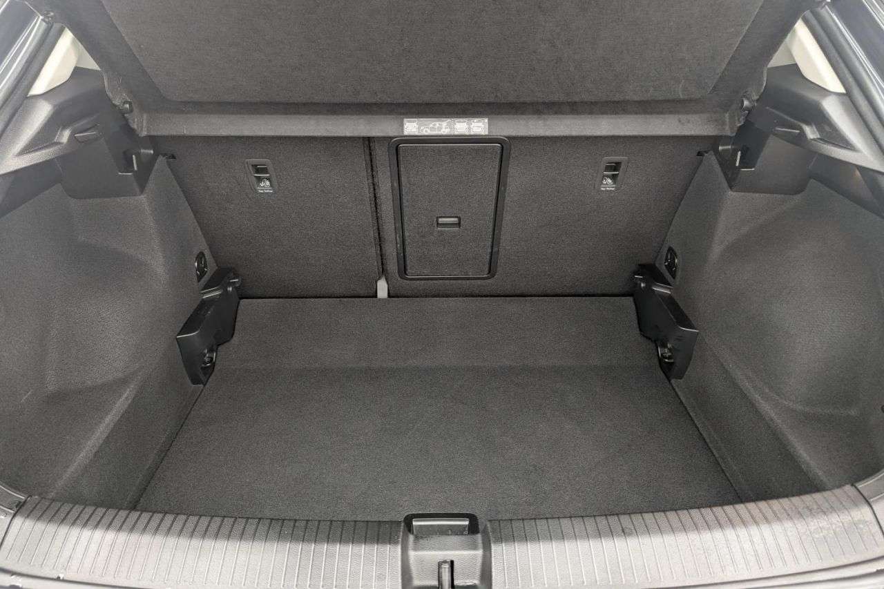 2021 VOLKSWAGEN T-ROC 2021 VOLKSWAGEN T-ROC