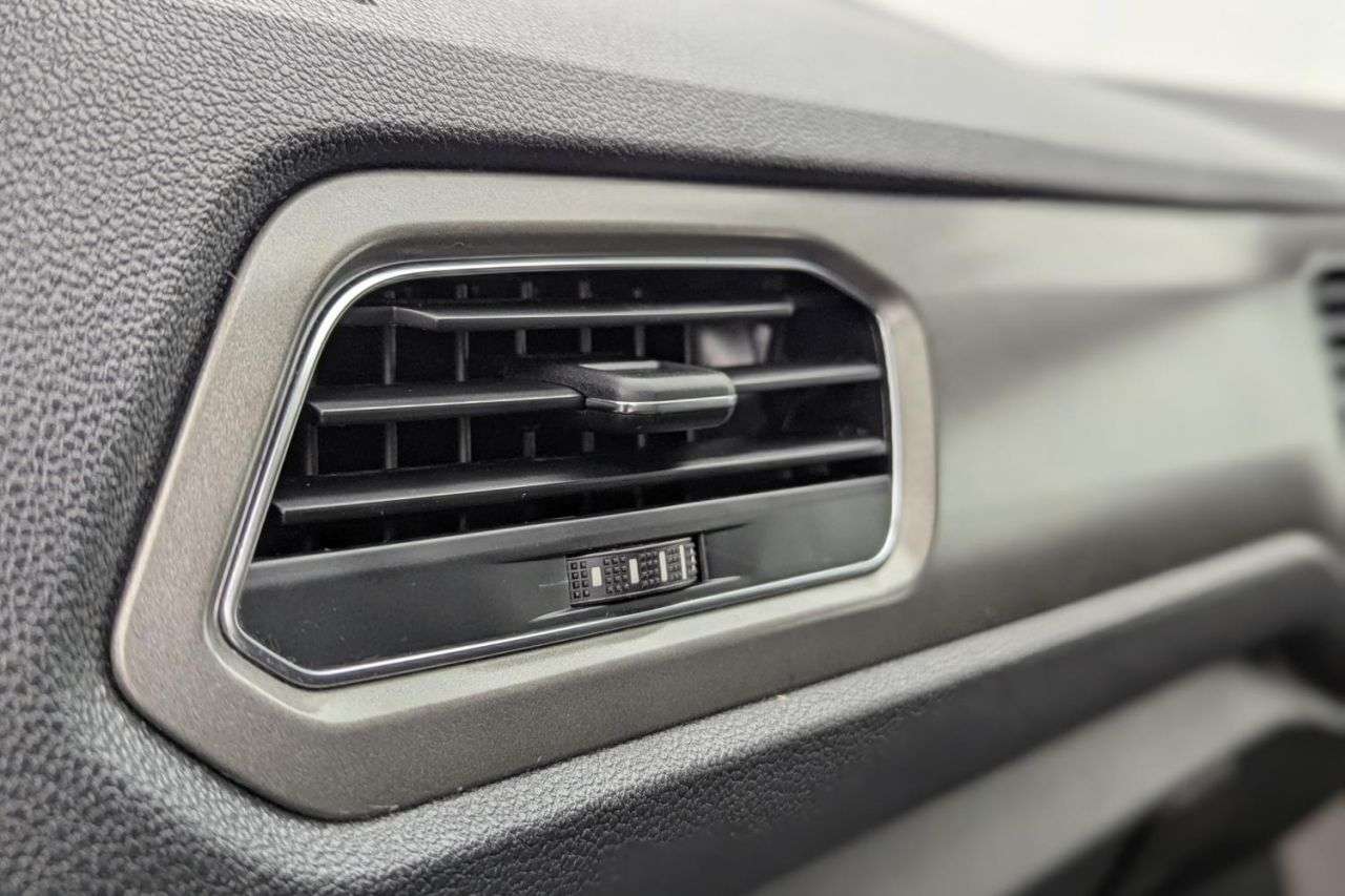 2021 VOLKSWAGEN T-ROC 2021 VOLKSWAGEN T-ROC