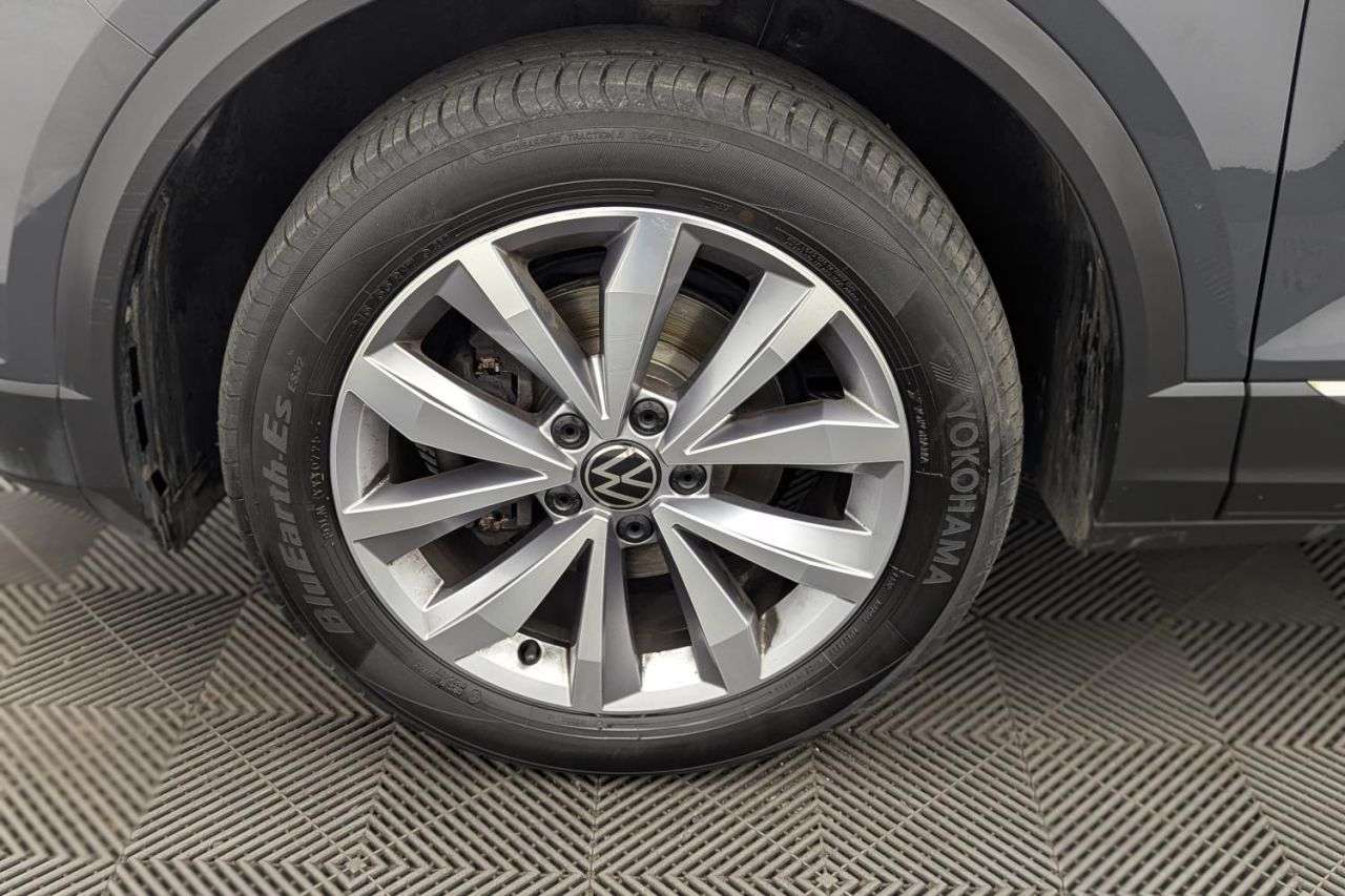 2021 VOLKSWAGEN T-ROC 2021 VOLKSWAGEN T-ROC